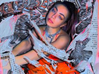 Charli XCX – claws