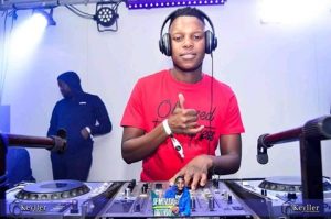 ThackzinDJ – StrictlyThackMusiQ (Covid19 Lockdown Mix Edition)